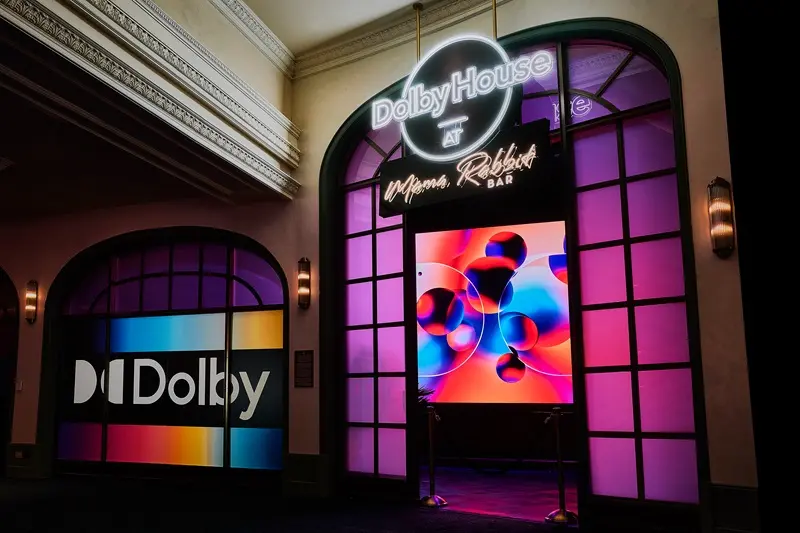 Dolby na CES 2025 wprowadza innowacje w zakresie rozrywki samochodowej