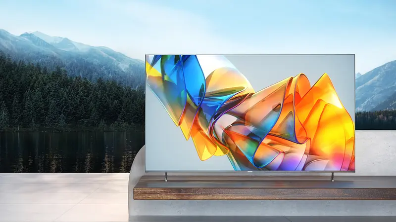 Hisense U6SF Pro -  sprawdzamy, co potrafi i czy warto go kupić.